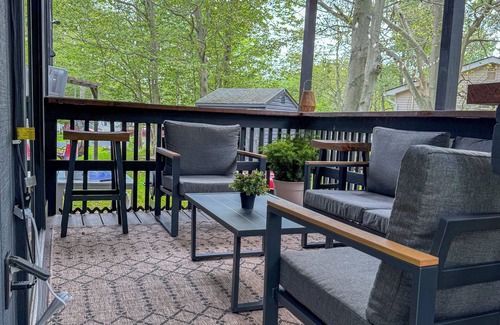 Tobyhanna Chalet De Esquí | Charming 3-bedroom chalet with WiFi, AC in welcoming Tobyhanna