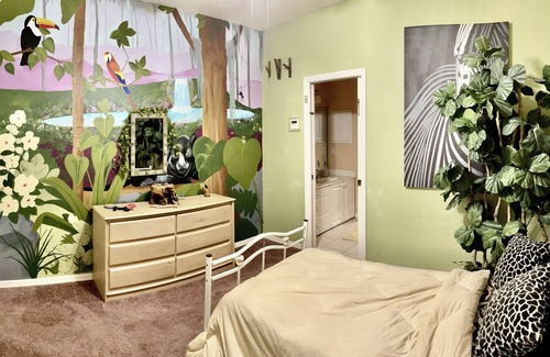 Wimauma Chalet De Esquí | Charming 3-bedroom chalet with AC and WiFi on an enchanting 3 acres