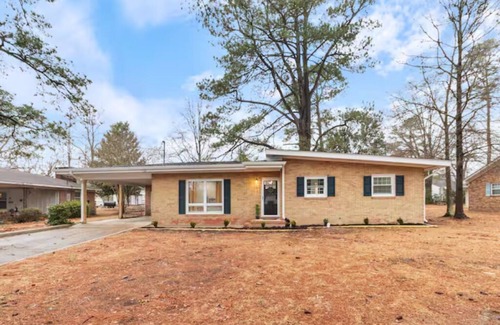 Goldsboro Casa | Charming 3-bedroom estate with AC, WiFi in superb Goldsboro