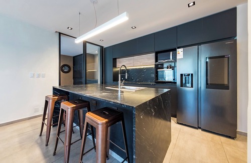 Yocsina Casa | Moderna casa de montaña en barrio privado