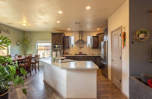 Las Cruces Casa | Hermosa casa de 3 dormitorios en Las Cruces con aire acondicionado, WiFi, jardín