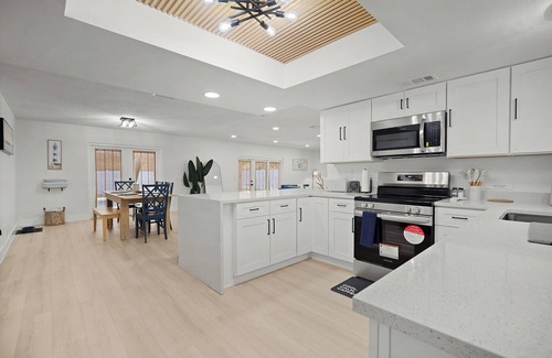 Palm Coast Casa | Charming 3-bedroom house with pool, pets stay FREE, fitness equip in Palm Coast