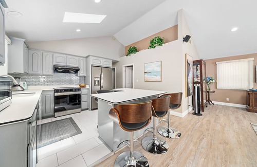 Seal Beach Casa | Charming 3-bedroom house with AC and WiFi in brilliant Seal Beach