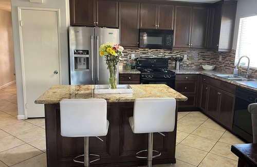 Coachella Casa | Charming 3-bedroom house with AC, WiFi in fantastic Coachella