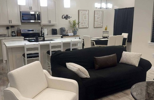 Harlingen Casa | Charming 3-bedroom House in Harlingen's Newest Subdivision.