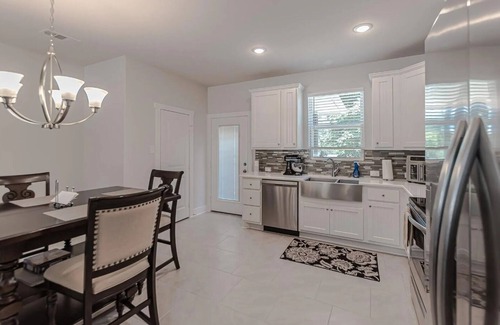 Jonestown Casa | Charming 3-bedroom house walking distance to Jones Brothers Park on Lake Travis.