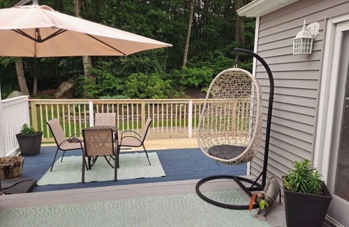 Waterbury Casa | Charming 3-bedroom house with WiFi, AC in delightful Waterbury