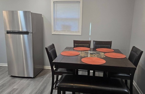 Florence Casa | Charming 3-bedroom home in Florence nea downtown, McLeod and MUSC hospitals.
