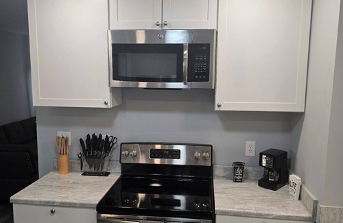 Florence Casa | Charming 3-bedroom home in Florence nea downtown, McLeod and MUSC hospitals.