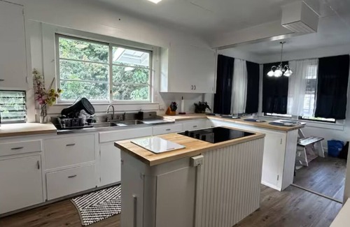 Hilo Casa | Charming 3-bedroom home in Hilo town