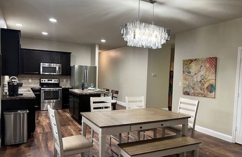 Boerne Casa | Charming 3-bedroom home with NEW furniture between Historic Boerne & San Antonio