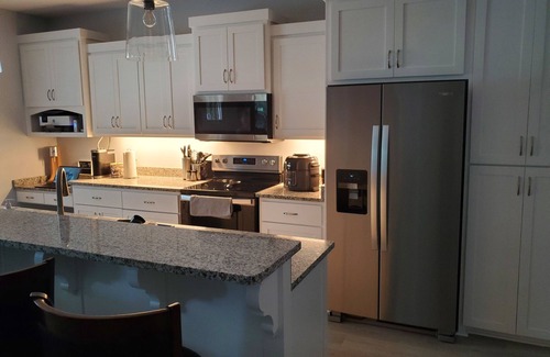 Darien Casa | Charming 3-bedroom home within walking distance to downtown area/FLETC friendly