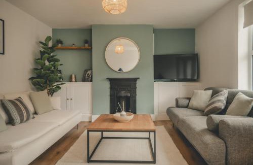 Banbury Casa | Charming 3 Bedroom Home with Garden in Banbury