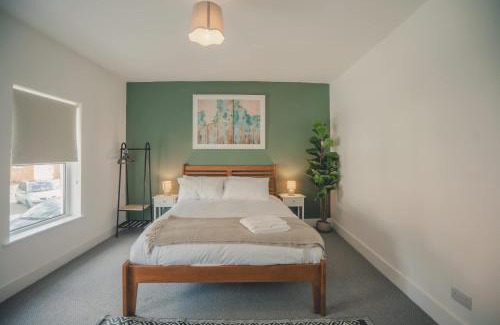 Banbury Casa | Charming 3 Bedroom Home with Garden in Banbury