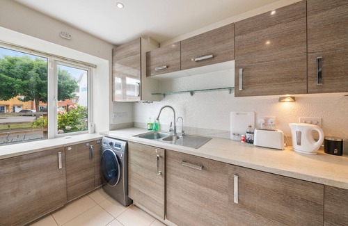 Reading City Centre Casa | Charming 3 Bedroom House in Reading