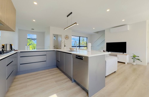 Forrest Hill Casa | Charming 3-Bedroom House on the North Shore