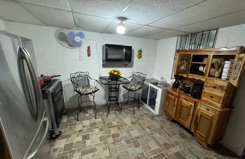 Playa San Diego Casa | Charming 3-bedroom house with AC, WiFi. Near Surf City & La Libertad Beaches!
