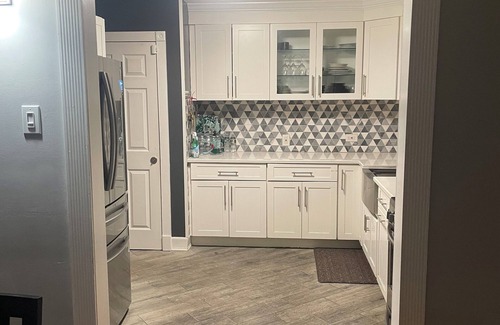 Hillside Casa | Charming 3-bedroom house with WiFi in Hillside