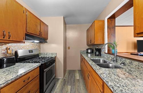 New Bern Casa | Charming 3-bedroom house in welcoming New Bern with WiFi, AC