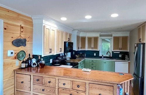 Rangeley Casa | Charming 3-bedroom house in Rangeley with trail access