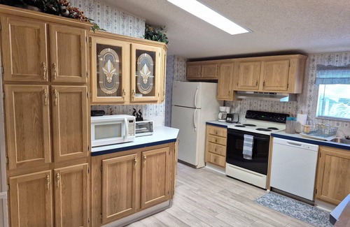 St. Cloud Casa | Charming 3-bedroom house with WiFi, AC in wonderful St. Cloud
