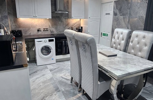 Belfast City Centre Casa | Charming 3-bedroom house in wonderful Belfast City Centre