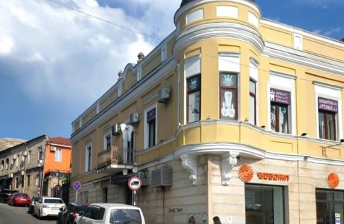 Kutaisi Casa | Charming 3-bedroom house in brilliant Kutaisi with AC