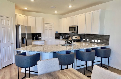 Cypress Casa | Charming 3-bedroom house Cypress, TX minutes from Katy, TX