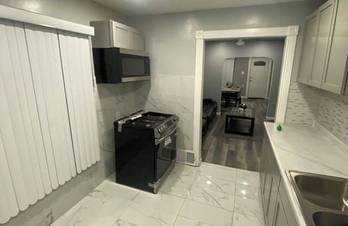 Detroit Casa | Charming 3-bedroom house in welcoming Detroit with WiFi, AC