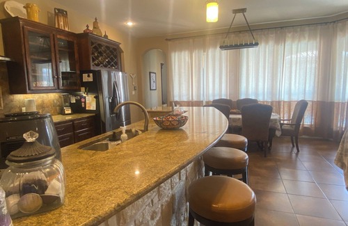 Fischer Casa | Charming 3 bedroom house with pool on large patio, AC and WiFi in Fischer.