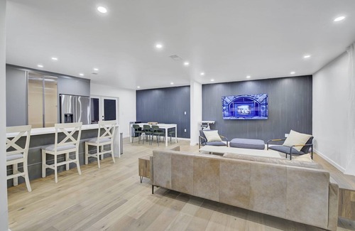 Hayward Casa | Charming 3-bedroom house with AC and WiFi in Hayward