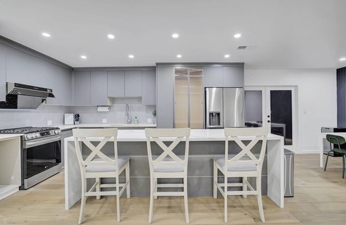 Hayward Casa | Charming 3-bedroom house with AC and WiFi in Hayward