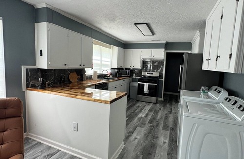 Jackson Casa | Charming 3-bedroom house in Jackson's Lana district.