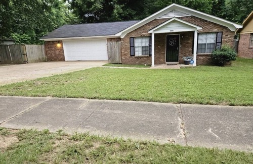 Raleigh Casa | Charming 3-bedroom house with WiFi, AC in fabulous Memphis