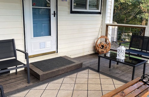 Winona Casa | Charming 3-bedroom house in Pioneer with WiFi and AC