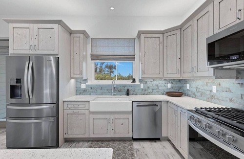 Sanibel Casa | Charming 3-bedroom house in Sanibel with AC and WiFi a short walk to the beach