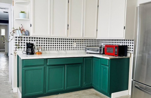 Sulphur Casa | Charming 3-bedroom house in the heart of Sulphur