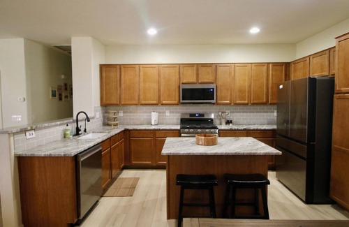 Waddell Casa | Charming 3-bedroom house with office, pool and gym in beautiful Waddell