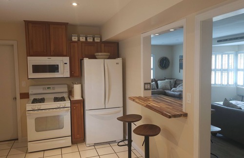 Erie Casa | Charming 3-bedroom house in Erie 1 mile from Presque Isle State Park.