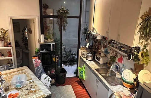 Santa Teresita Casa | Charming 3-bedroom house in enchanting Manila with AC, WiFi