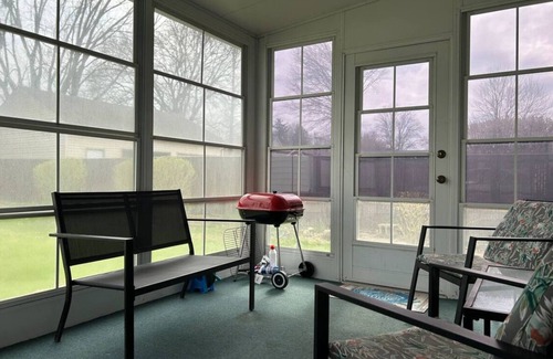 Canton Casa | Charming 3-bedroom house in delightful Canton with WiFi, AC