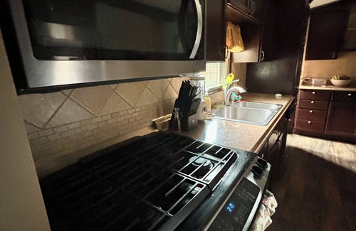 Hammond Casa | Charming 3-bedroom house in nice Hammond with WiFi,