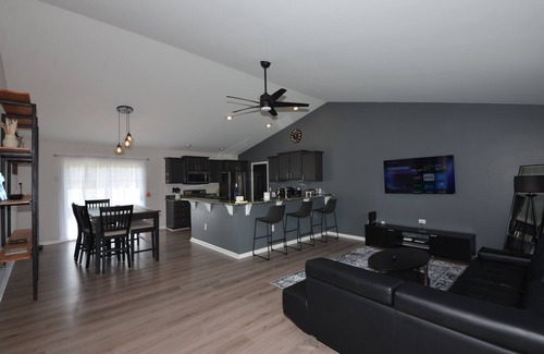 Red Mill Pond Casa | Charming 3-bedroom house with AC, WiFi in enchanting Lewes Close to beaches