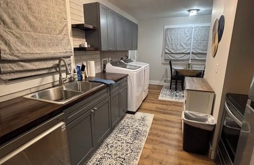 Pratt Casa | Charming 3-bedroom house. Perfect for executives, families or small groups.