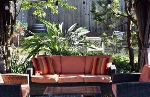 Fetters Hot Springs-Agua Caliente Casa | Charming 3-bedroom house in tranquil Sonoma with large backyard & hot tub