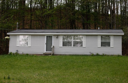 Northport Casa | Charming 3 Bedroom in the heart of Leelanau County