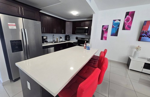 Princeton Casa | Charming 3-bedroom Modern House in Homestead Gateway from Orlando, Miami & Keys