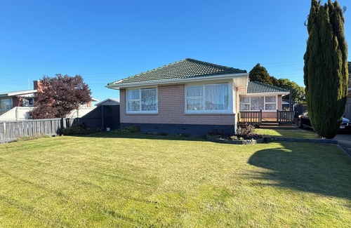 Hornby Casa | Charming 3-bedroom building in lovely Christchurch with AC, WiFi