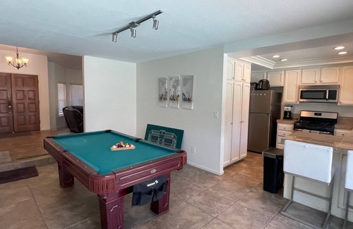 Mira Mesa Casa | Charming 3-bedroom Private Home with Pool & Hot-tub in sunny San Diego