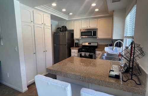 Mira Mesa Casa | Charming 3-bedroom Private Home with Pool & Hot-tub in sunny San Diego